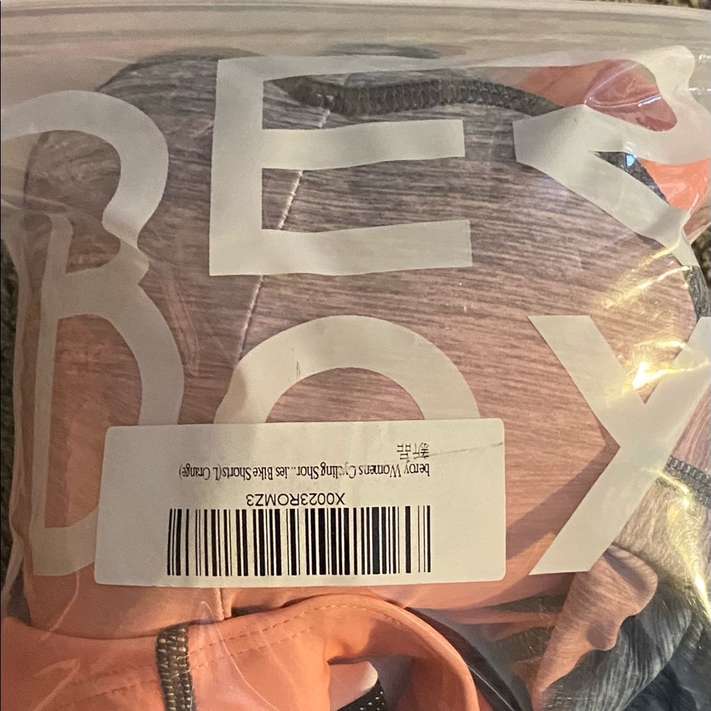 BEROY - Women's Padded Cycling Shorts - Picture 3 of 4